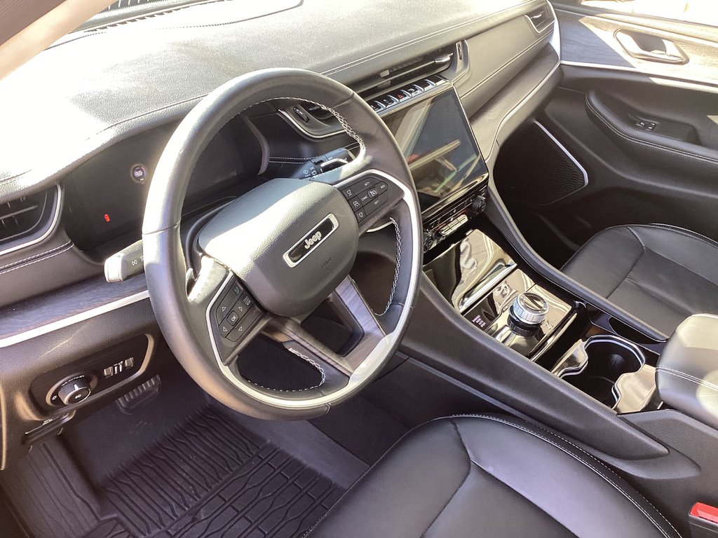 2022 Jeep GRAND CHEROKEE L LIMITED in Saint John, New Brunswick - 13 - w1024h768px