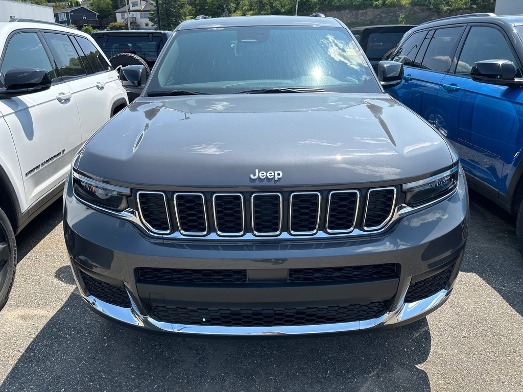 2024  Grand Cherokee L LAREDO in Saint John, New Brunswick - 2 - w1024h768px