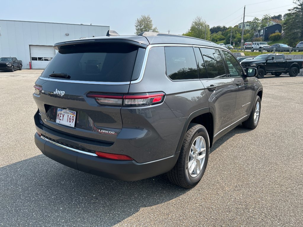2024 Jeep Grand Cherokee L Laredo in Saint John, New Brunswick - 4 - w1024h768px