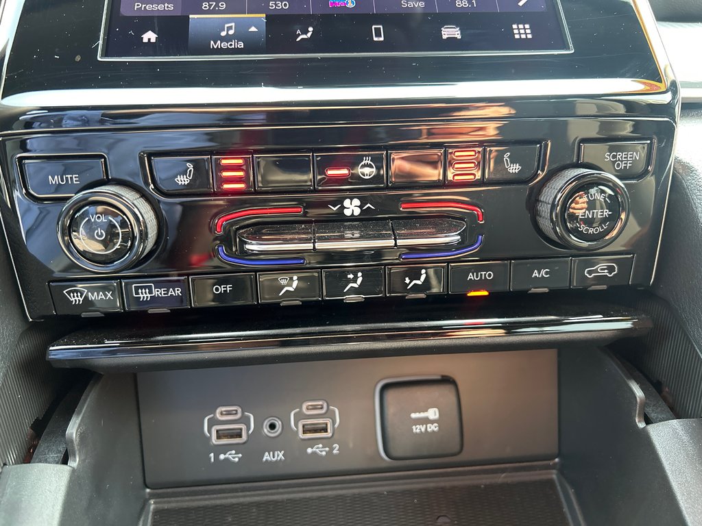 2024 Jeep Grand Cherokee L Laredo in Saint John, New Brunswick - 15 - w1024h768px