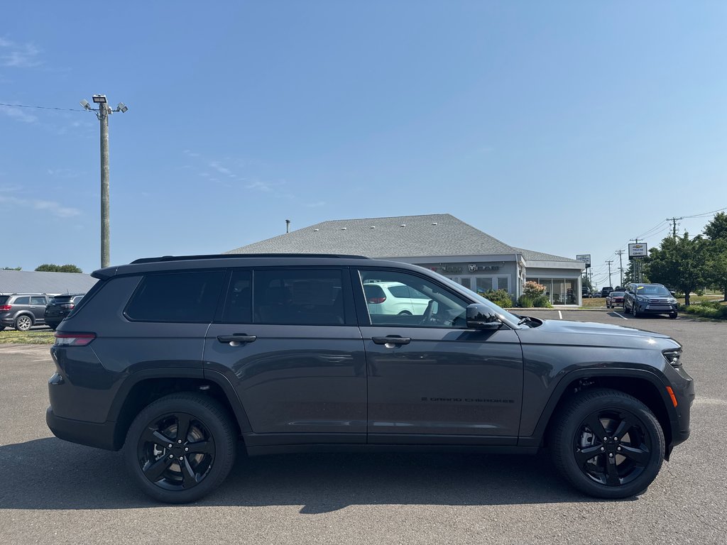 Jeep Grand Cherokee L LIMITED 2025 à Sussex, Nouveau-Brunswick - 9 - w1024h768px