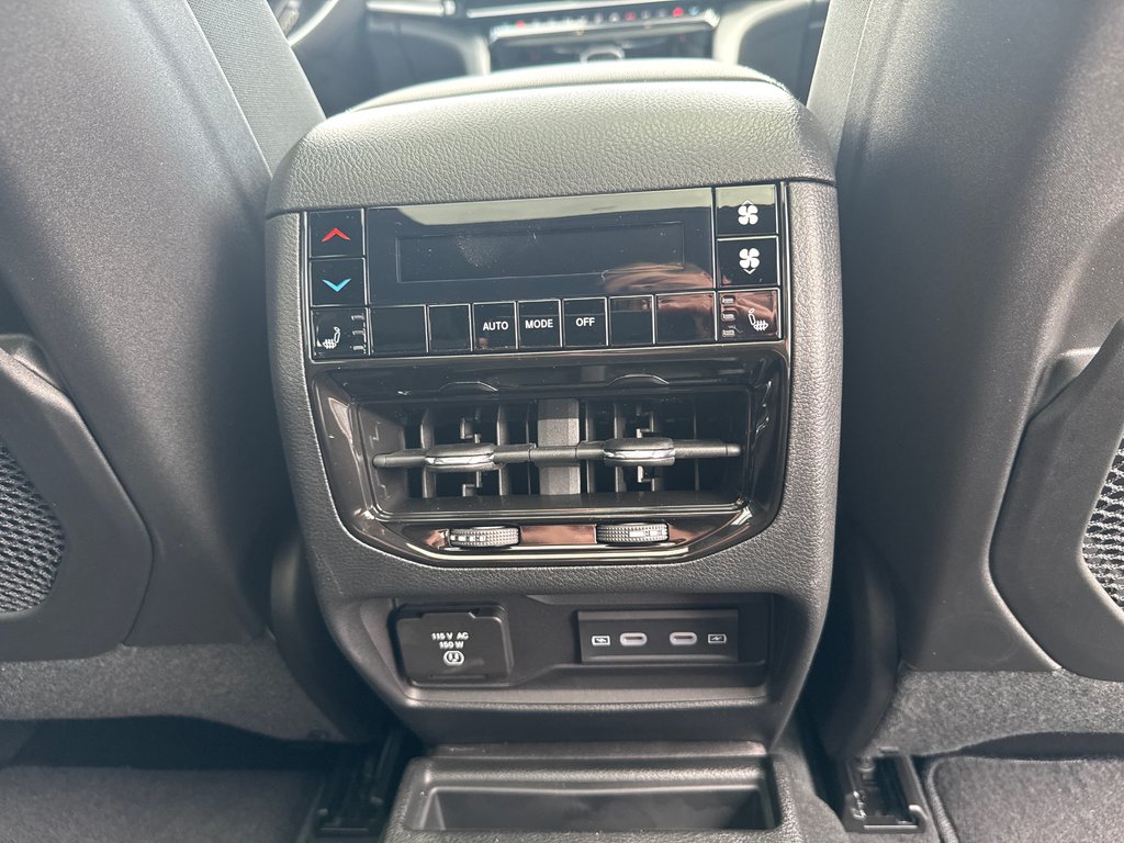 2026 Jeep Grand Cherokee L LIMITED in Sussex, New Brunswick - 38 - w1024h768px