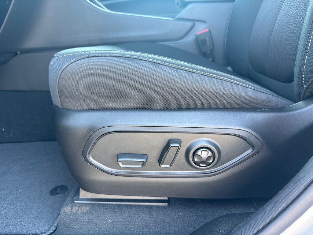 2026 Jeep Grand Cherokee L LAREDO X in Sussex, New Brunswick - 9 - w1024h768px