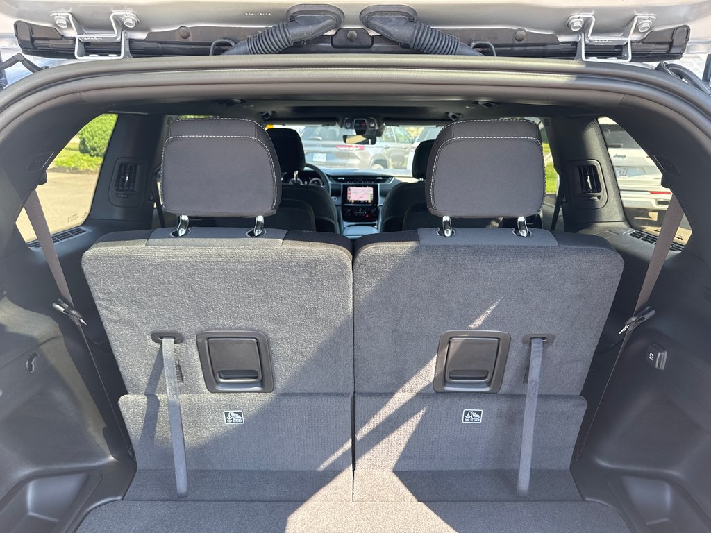 2026 Jeep Grand Cherokee L LAREDO X in Sussex, New Brunswick - 30 - w1024h768px