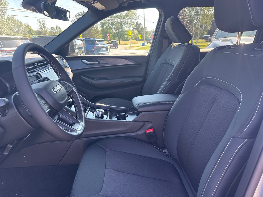 2026 Jeep Grand Cherokee L LAREDO X in Sussex, New Brunswick - 10 - w1024h768px