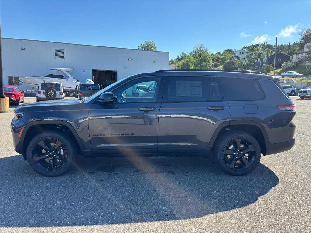 Jeep Grand Cherokee L ALTITUDE 2026 à Saint John, Nouveau-Brunswick - 8 - w1024h768px