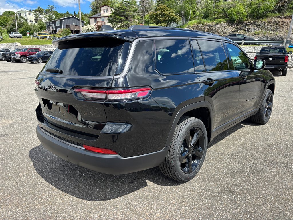 Jeep Grand Cherokee L ALTITUDE 2026 à Saint John, Nouveau-Brunswick - 5 - w1024h768px