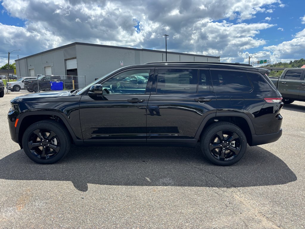 Jeep Grand Cherokee L ALTITUDE 2026 à Saint John, Nouveau-Brunswick - 7 - w1024h768px