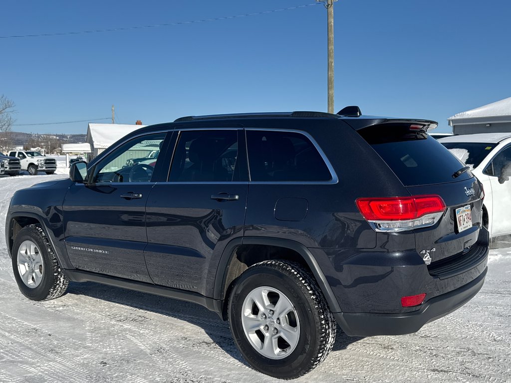 2016 Jeep Grand Cherokee LAREDO in Sussex, New Brunswick - 3 - w1024h768px