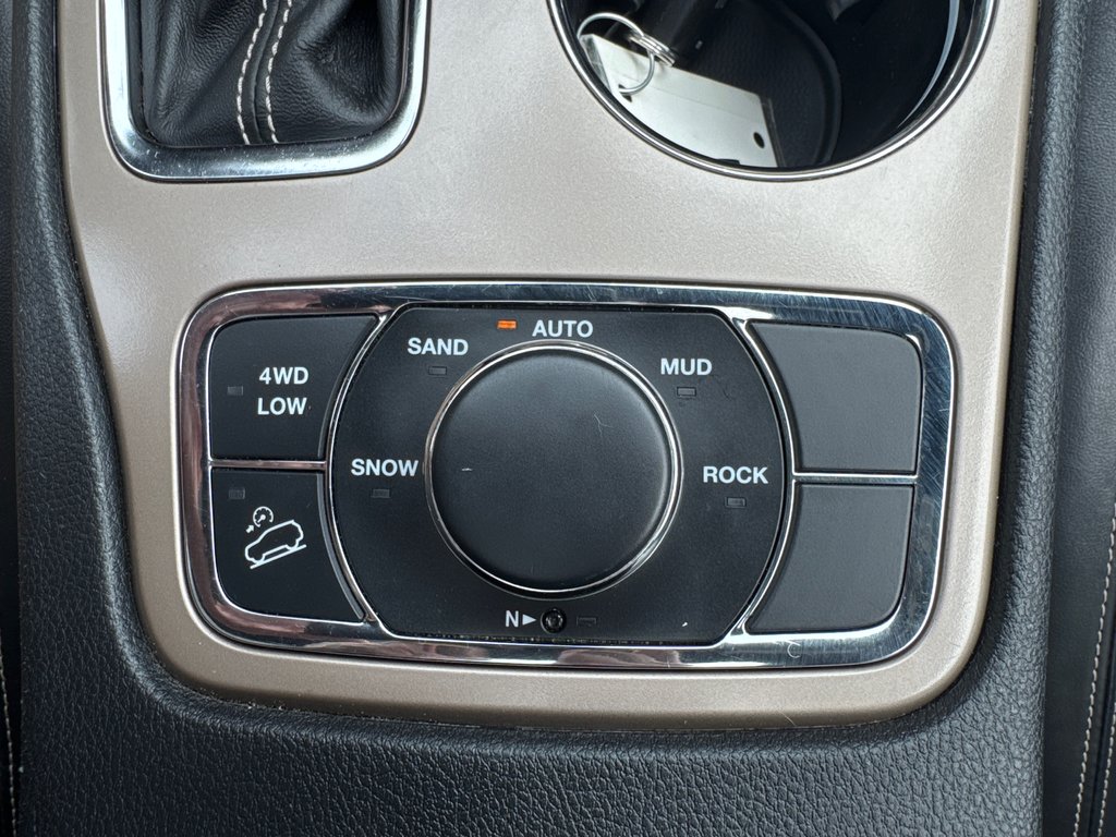 2016 Jeep Grand Cherokee LIMITED in Sussex, New Brunswick - 37 - w1024h768px