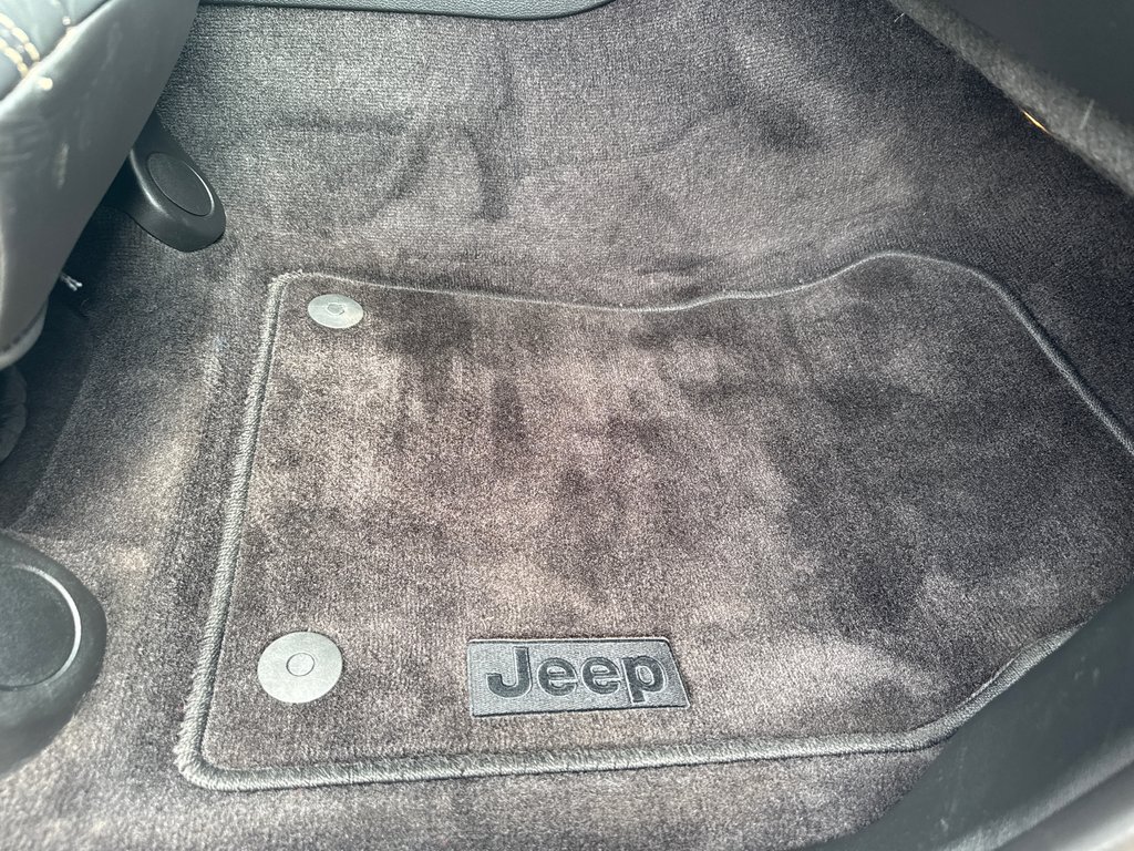 2016 Jeep Grand Cherokee LIMITED in Sussex, New Brunswick - 21 - w1024h768px