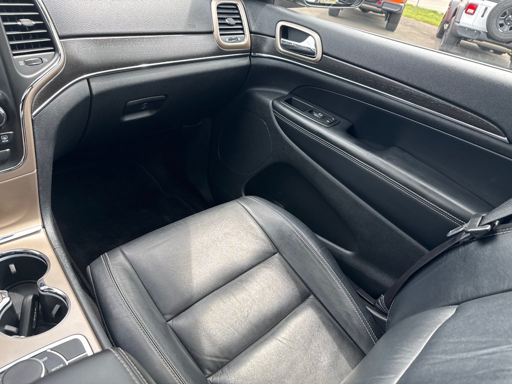 2016 Jeep Grand Cherokee LIMITED in Sussex, New Brunswick - 38 - w1024h768px