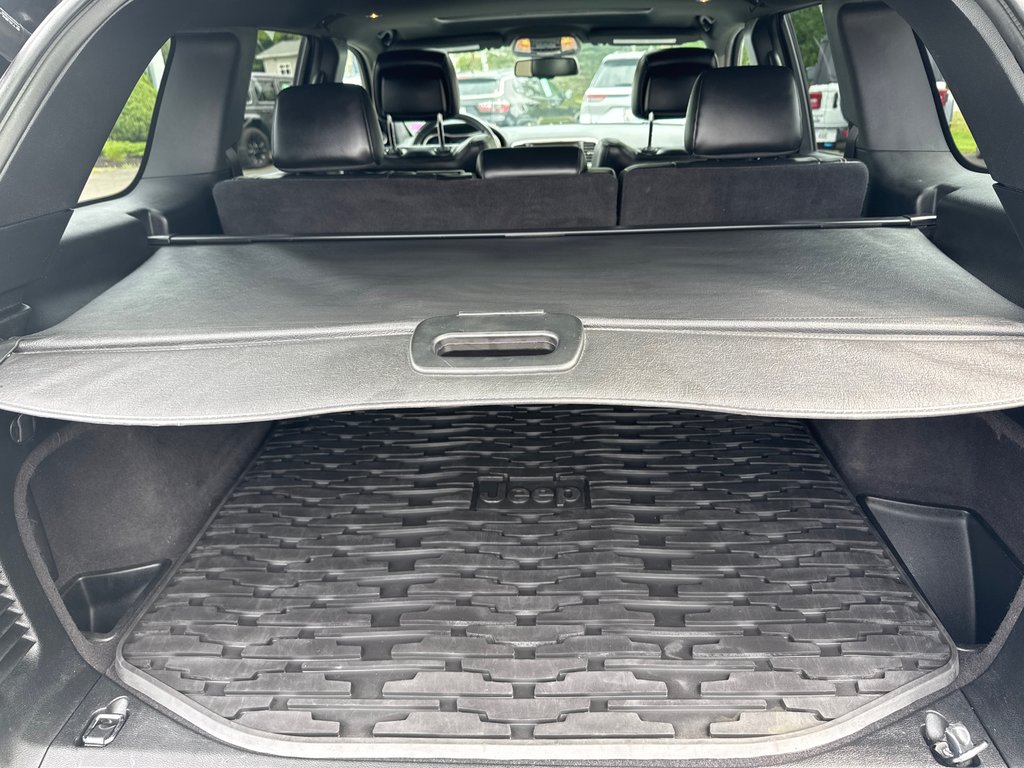 2016 Jeep Grand Cherokee LIMITED in Sussex, New Brunswick - 44 - w1024h768px