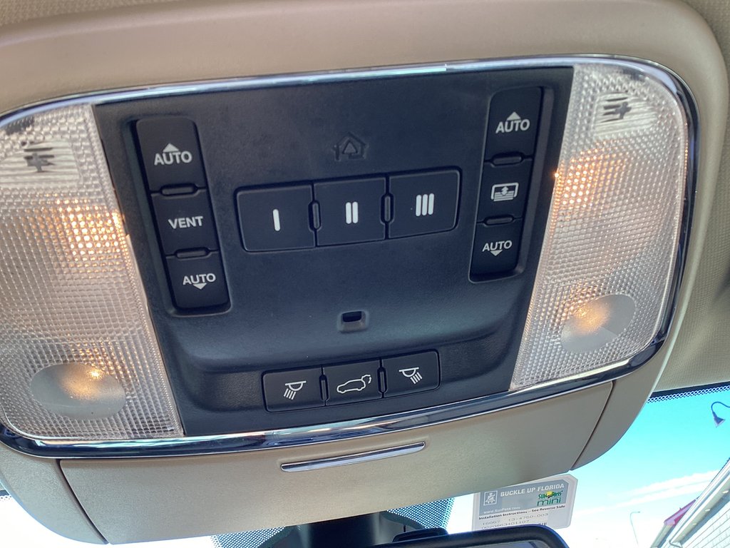 2016 Jeep Grand Cherokee OVERLAND in Saint John, New Brunswick - 19 - w1024h768px