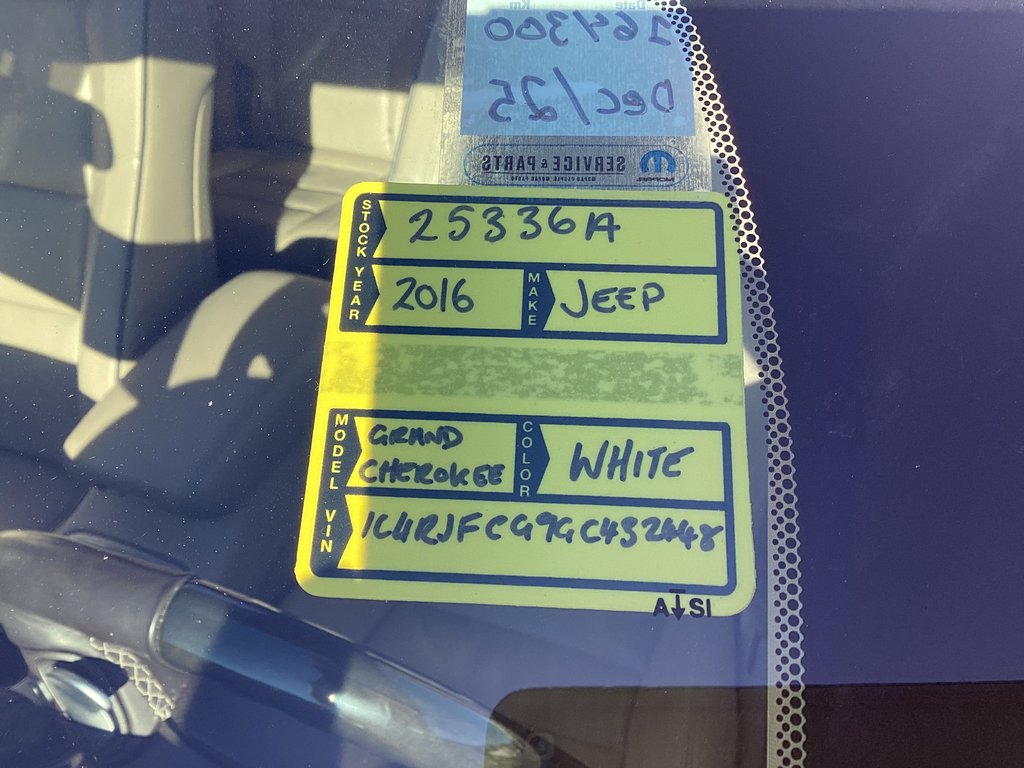 2016 Jeep Grand Cherokee OVERLAND in Saint John, New Brunswick - 20 - w1024h768px