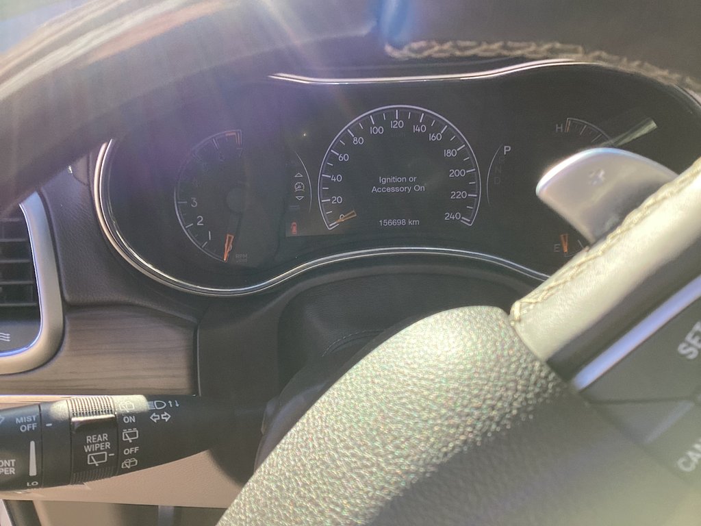 2016 Jeep Grand Cherokee OVERLAND in Saint John, New Brunswick - 43 - w1024h768px