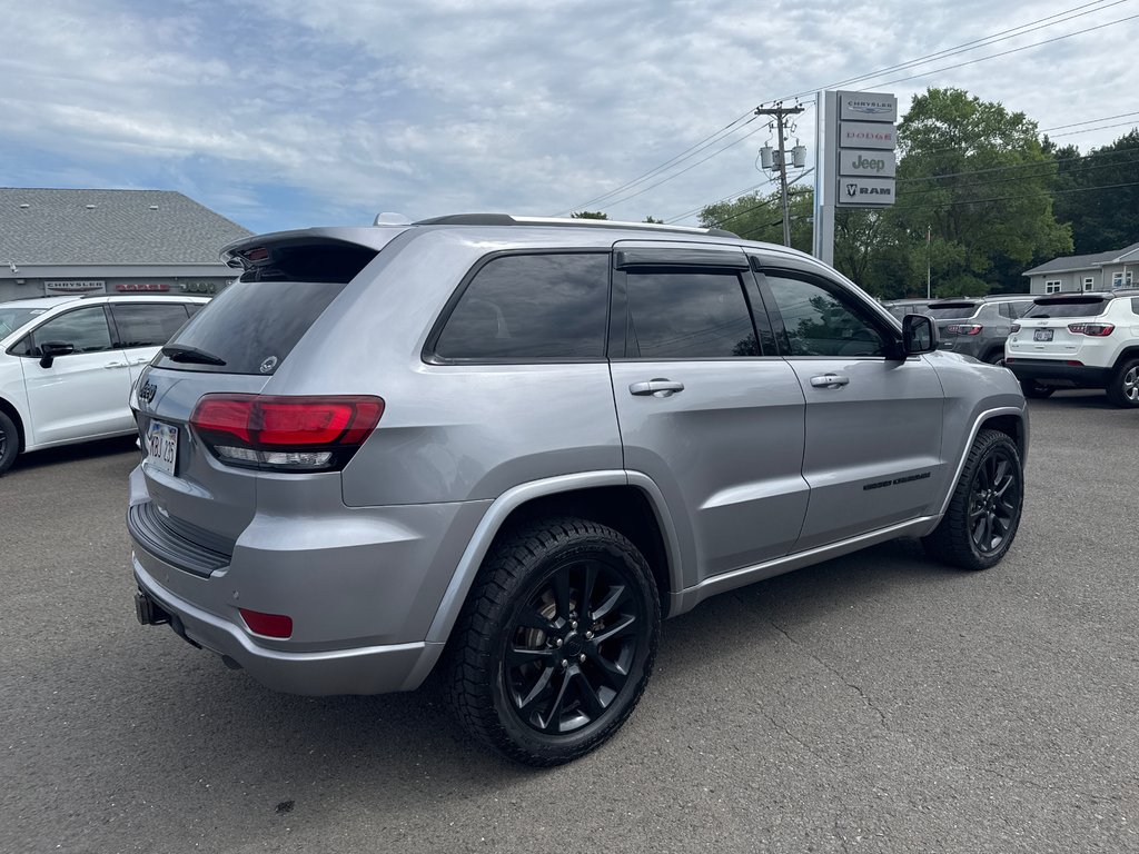 2020 Jeep Grand Cherokee Altitude in Sussex, New Brunswick - 5 - w1024h768px
