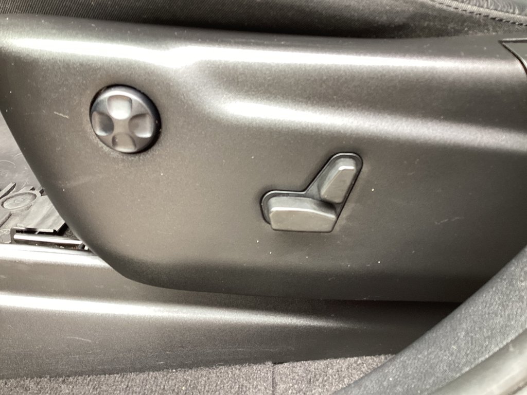 2021 Jeep GRAND CHEROKEE LIMITED in Saint John, New Brunswick - 12 - w1024h768px