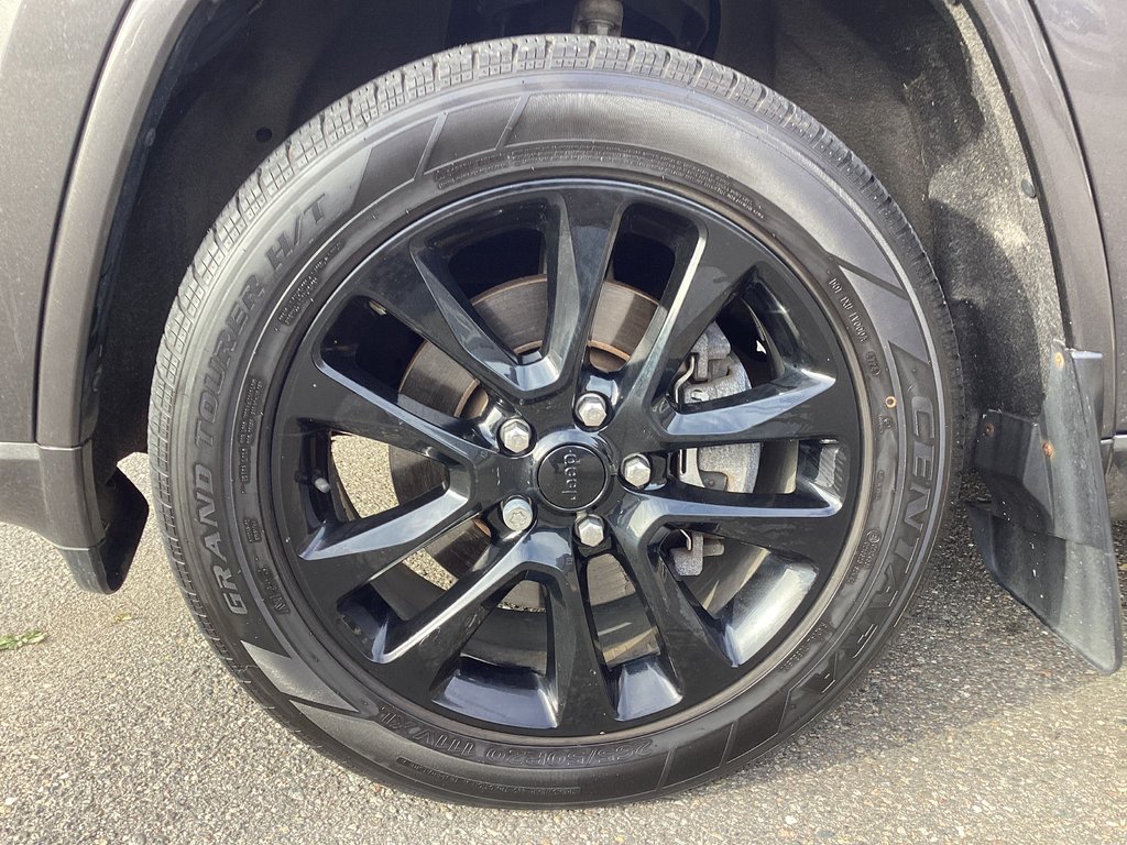 Jeep GRAND CHEROKEE ALTITUDE 2021 à Saint John, Nouveau-Brunswick - 8 - w1024h768px