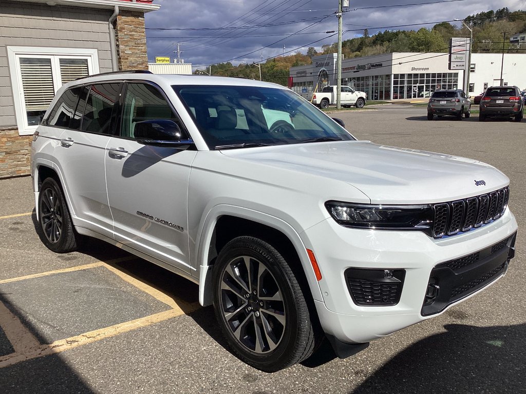 2023 Jeep GRAND CHEROKEE OVERLAND in Saint John, New Brunswick - 8 - w1024h768px