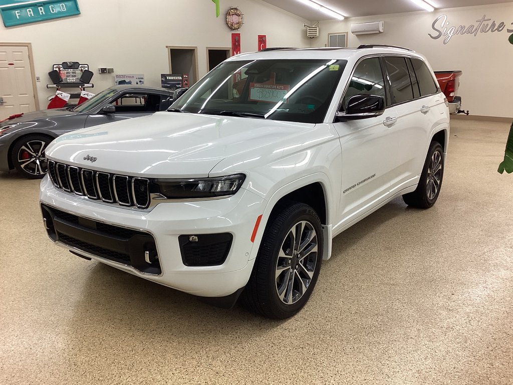 2023 Jeep GRAND CHEROKEE OVERLAND in Saint John, New Brunswick - 36 - w1024h768px