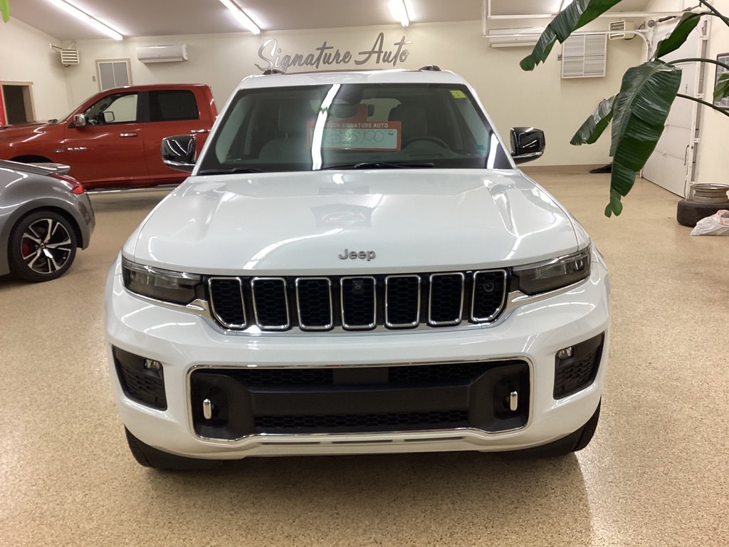 2023 Jeep GRAND CHEROKEE OVERLAND in Saint John, New Brunswick - 35 - w1024h768px