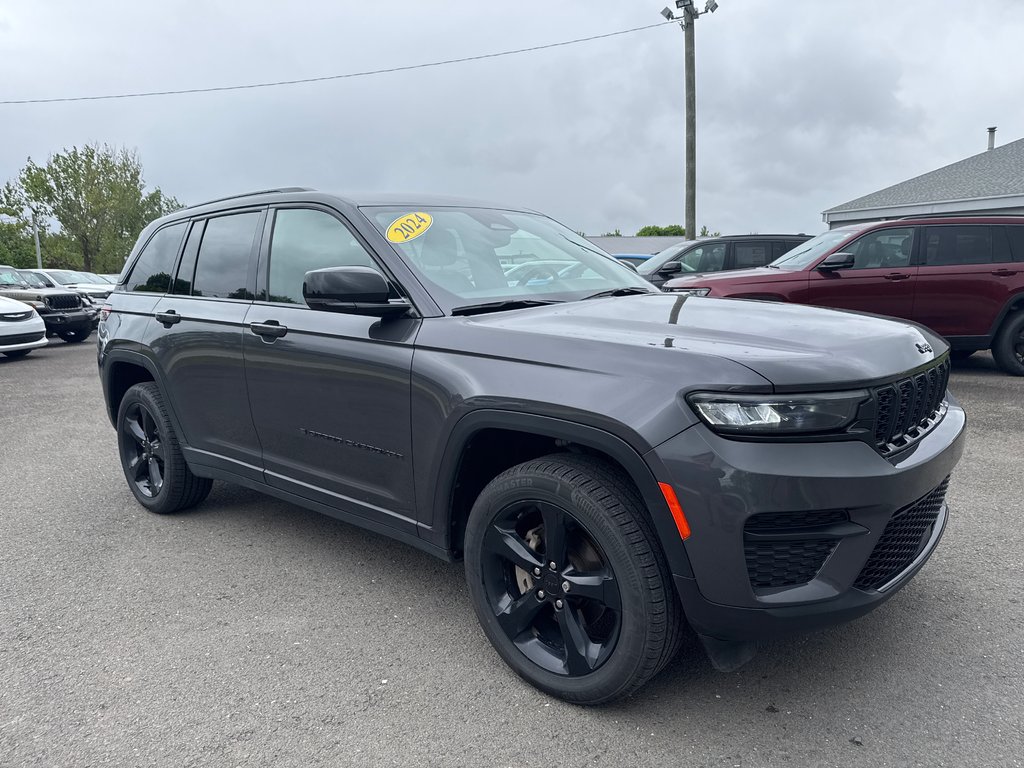 2024 Jeep Grand Cherokee Altitude in Sussex, New Brunswick - 7 - w1024h768px