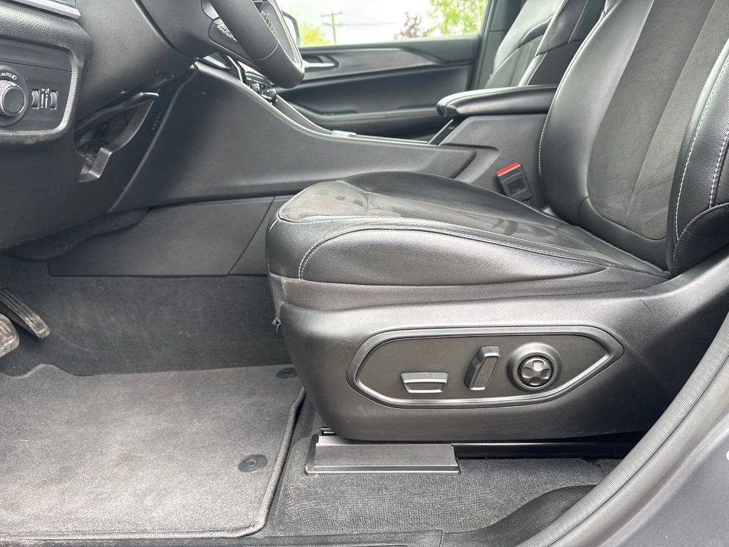 2024 Jeep Grand Cherokee Altitude in Sussex, New Brunswick - 11 - w1024h768px
