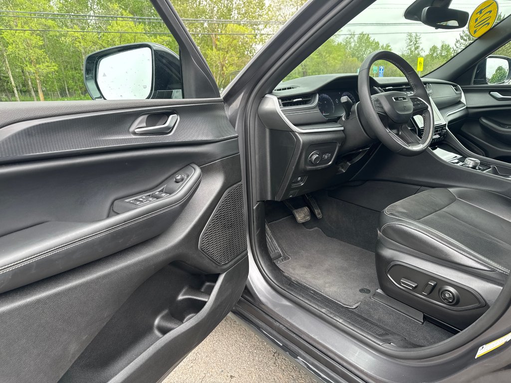 2024 Jeep Grand Cherokee Altitude in Sussex, New Brunswick - 10 - w1024h768px