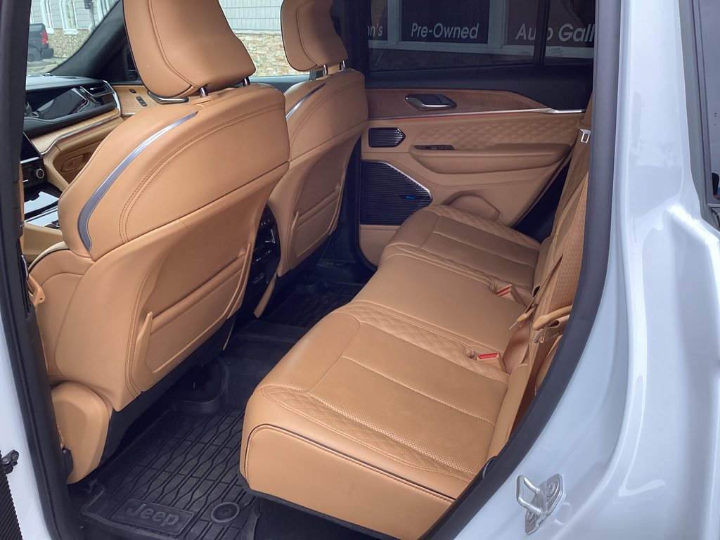 2024 Jeep GRAND CHEROKEE SUMMIT RESERVE in Saint John, New Brunswick - 10 - w1024h768px