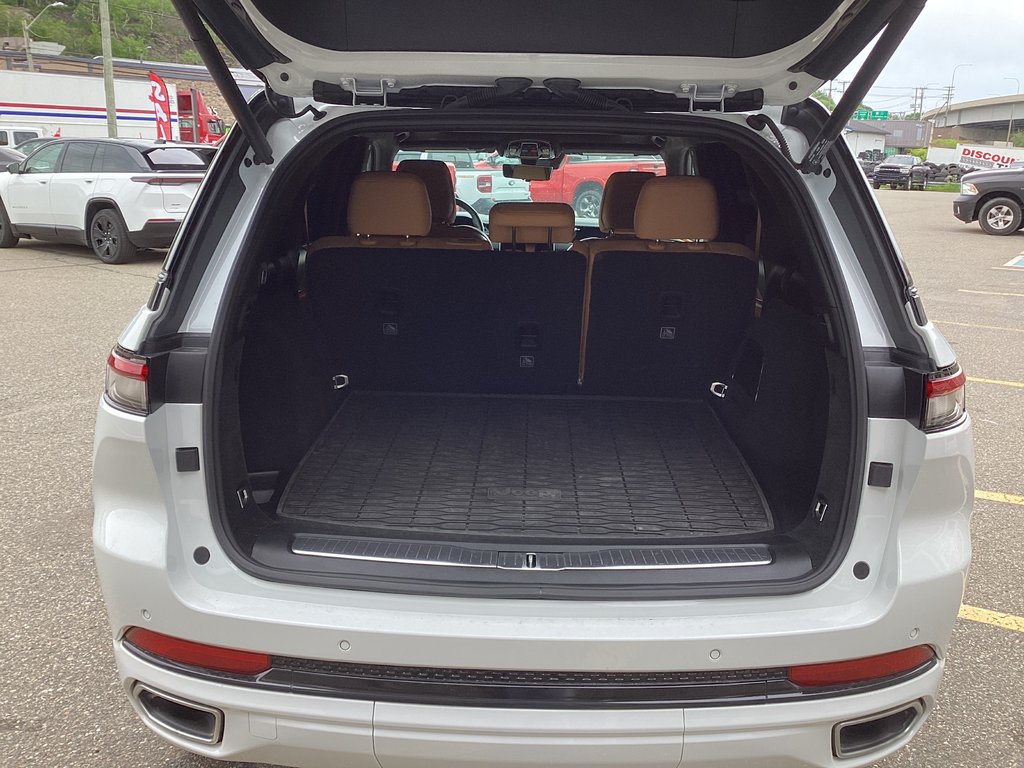 2024 Jeep GRAND CHEROKEE SUMMIT RESERVE in Saint John, New Brunswick - 6 - w1024h768px