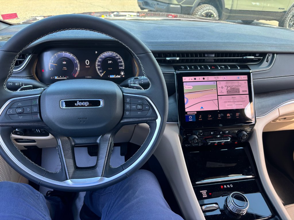 2025 Jeep Grand Cherokee LIMITED in Saint John, New Brunswick - 12 - w1024h768px