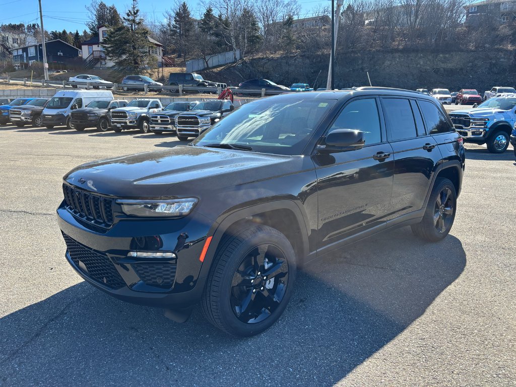 2025 Jeep Grand Cherokee LIMITED in Saint John, New Brunswick - 1 - w1024h768px