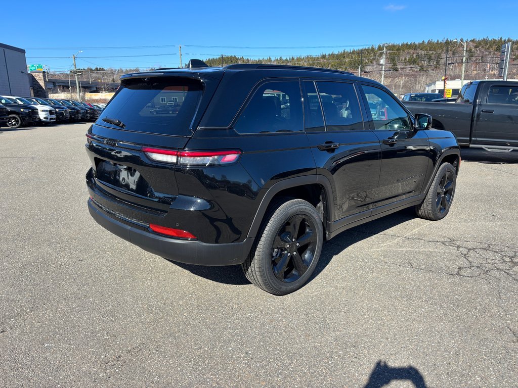 2025 Jeep Grand Cherokee LIMITED in Saint John, New Brunswick - 12 - w1024h768px