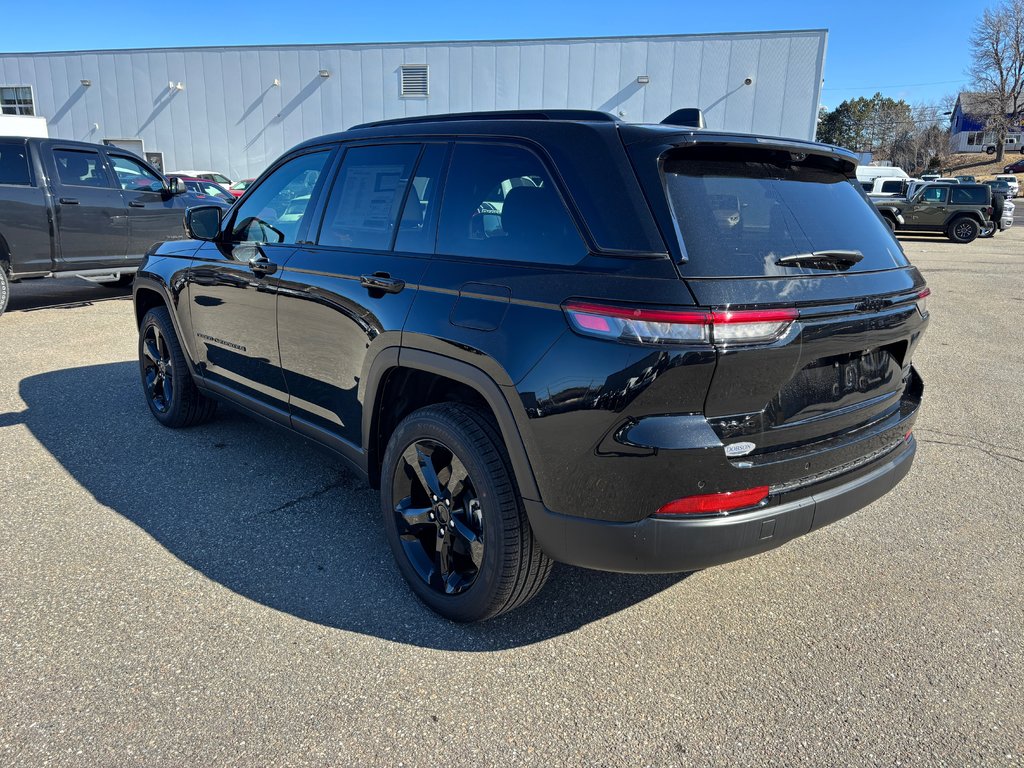 2025 Jeep Grand Cherokee LIMITED in Saint John, New Brunswick - 13 - w1024h768px