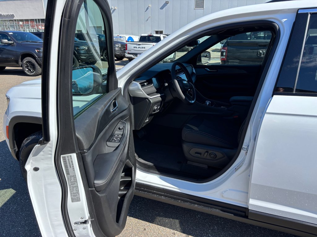 2026 Jeep Grand Cherokee LAREDO X in Saint John, New Brunswick - 11 - w1024h768px