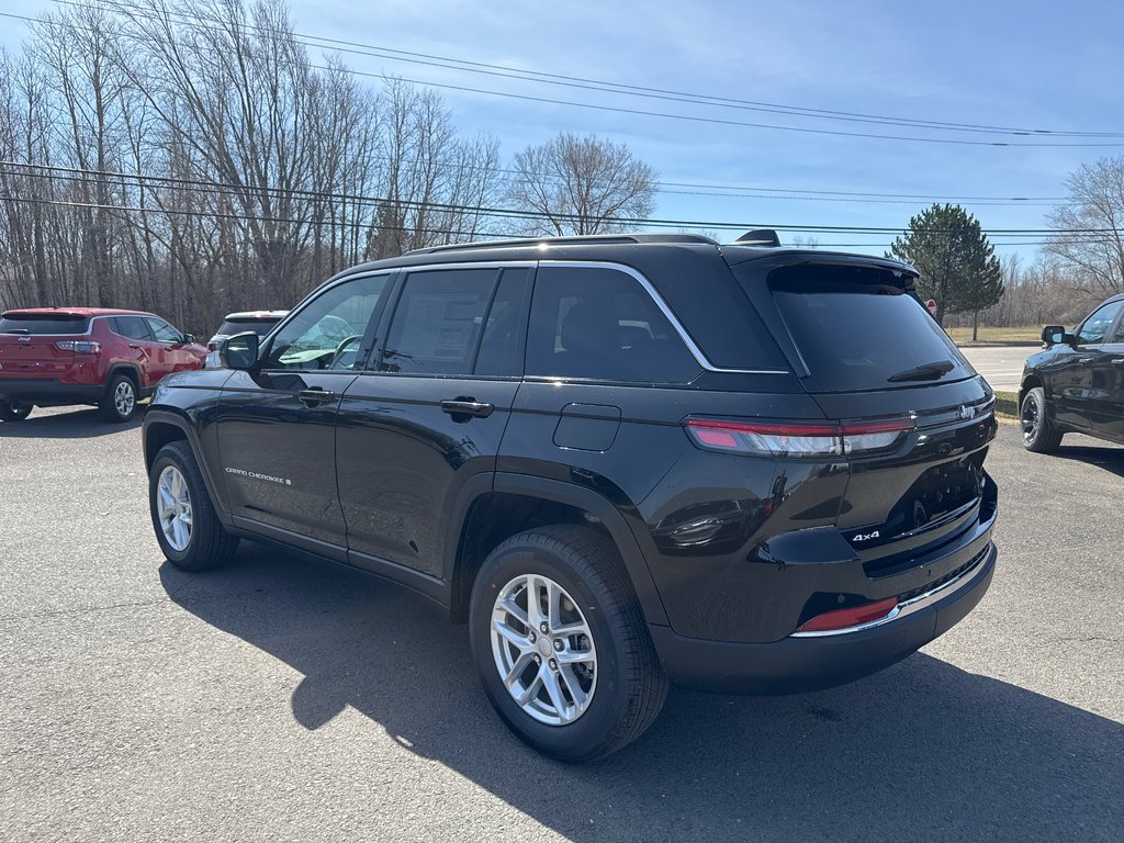 Jeep Grand Cherokee LAREDO X 2026 à Sussex, Nouveau-Brunswick - 3 - w1024h768px