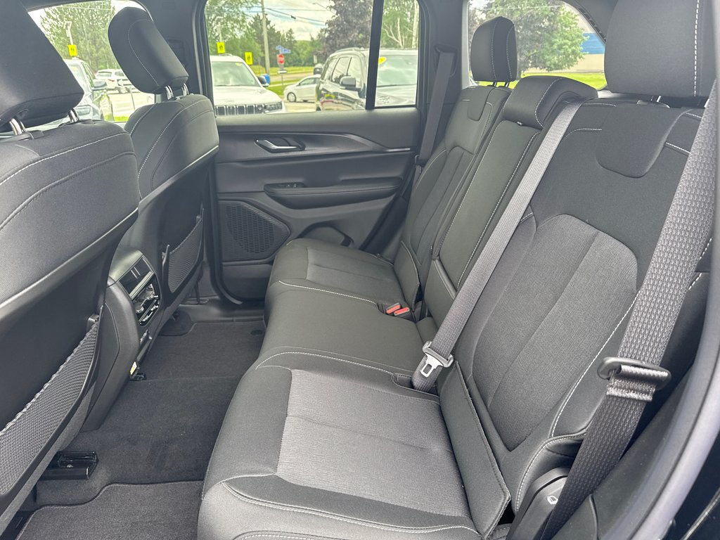 Jeep Grand Cherokee LAREDO X 2026 à Sussex, Nouveau-Brunswick - 33 - w1024h768px