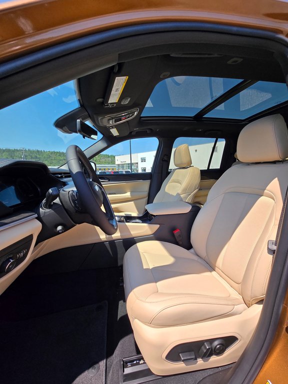 2026 Jeep Grand Cherokee LIMITED in Saint John, New Brunswick - 9 - w1024h768px