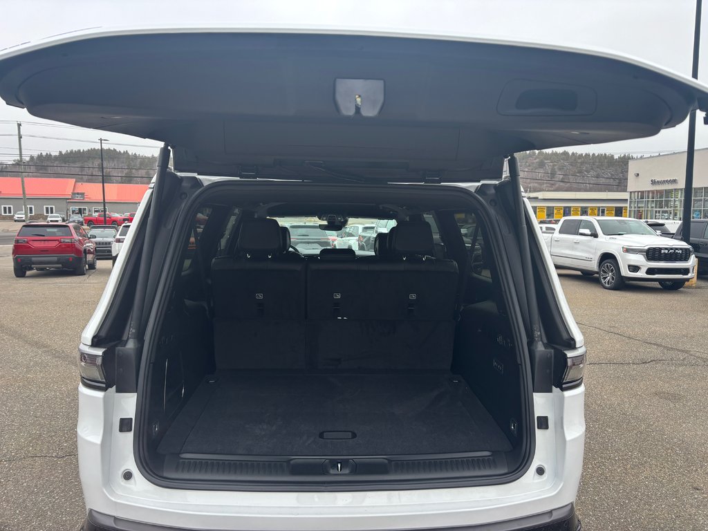 2026 Jeep Grand Wagoneer L BASE in Saint John, New Brunswick - 17 - w1024h768px