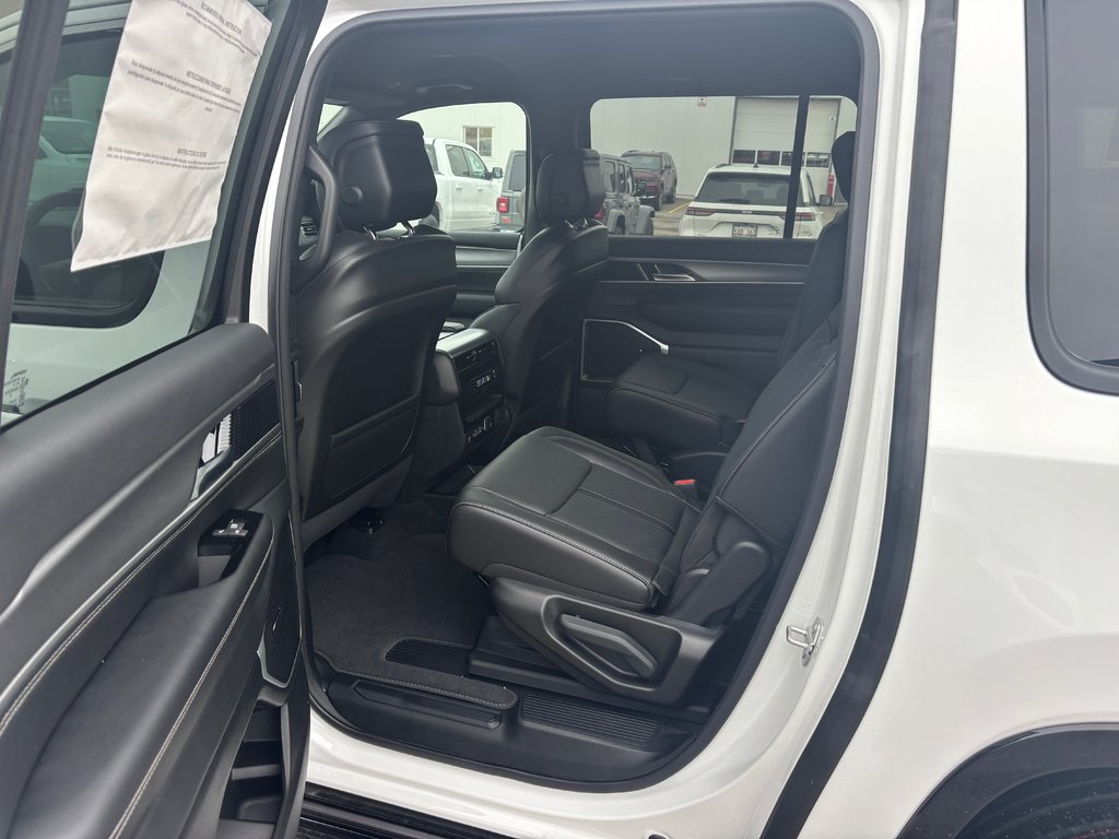 2026 Jeep Grand Wagoneer L BASE in Saint John, New Brunswick - 18 - w1024h768px