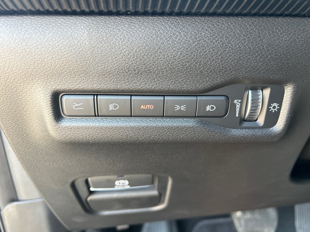 2025 Jeep WAGONEER S LIMITED in Saint John, New Brunswick - 13 - w1024h768px