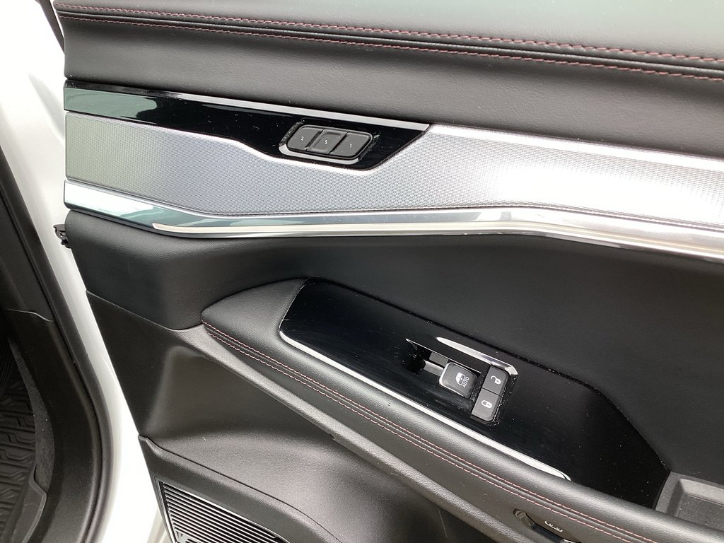2025 Jeep WAGONEER S PREMIUM in Saint John, New Brunswick - 13 - w1024h768px