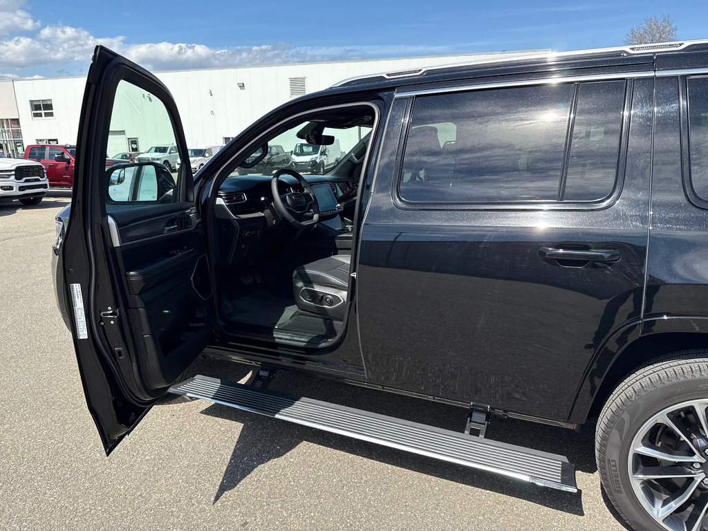2023 Jeep WAGONEER Series III in Saint John, New Brunswick - 15 - w1024h768px