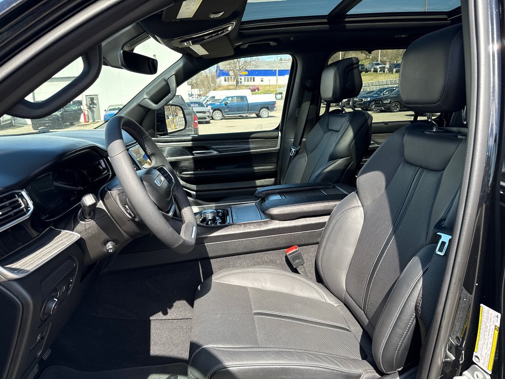 2023 Jeep WAGONEER Series III in Saint John, New Brunswick - 7 - w1024h768px