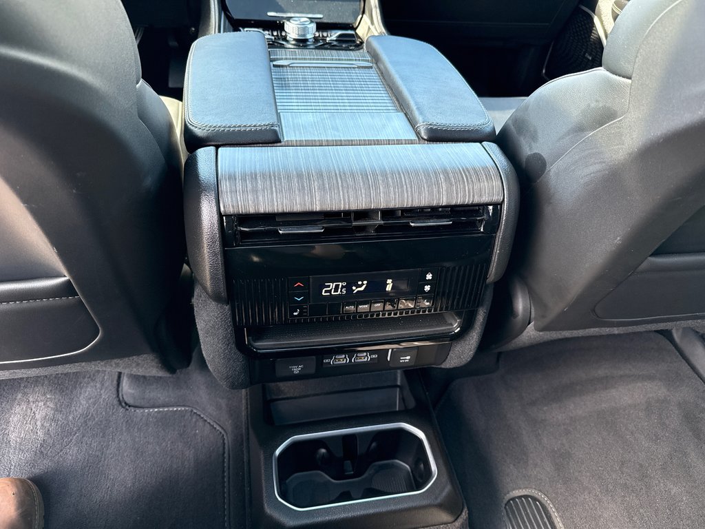 2023 Jeep WAGONEER Series III in Saint John, New Brunswick - 12 - w1024h768px