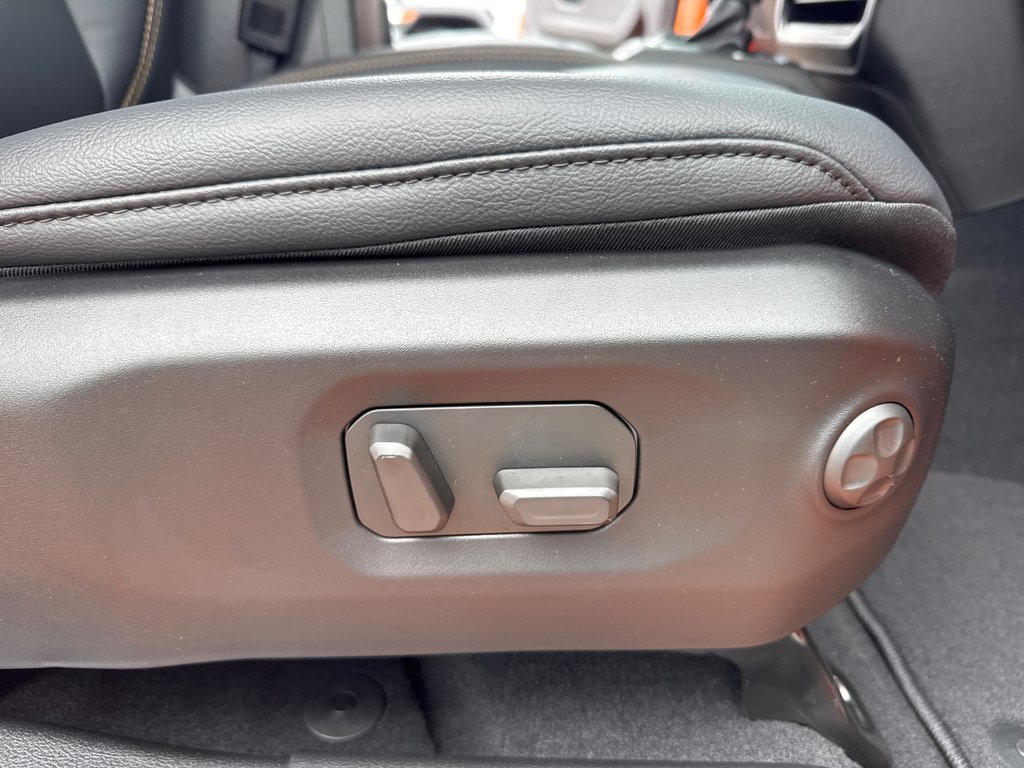 2025 Jeep WRANGLER 4-Door SAHARA in Sussex, New Brunswick - 17 - w1024h768px