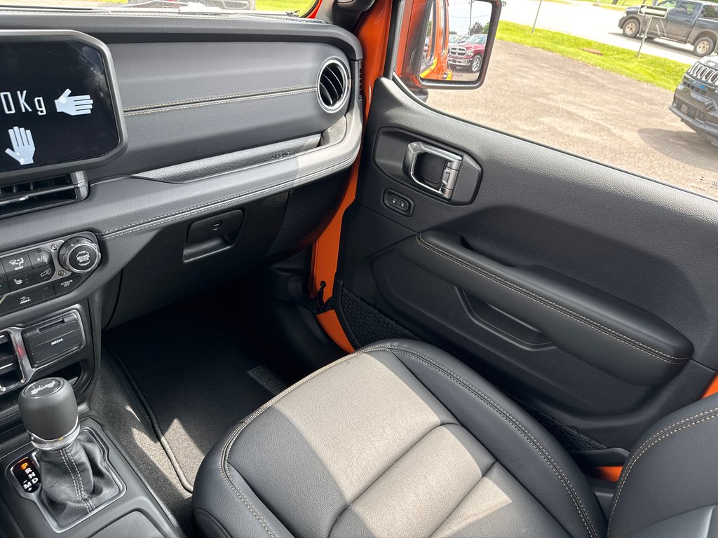 2025 Jeep WRANGLER 4-Door SAHARA in Sussex, New Brunswick - 27 - w1024h768px