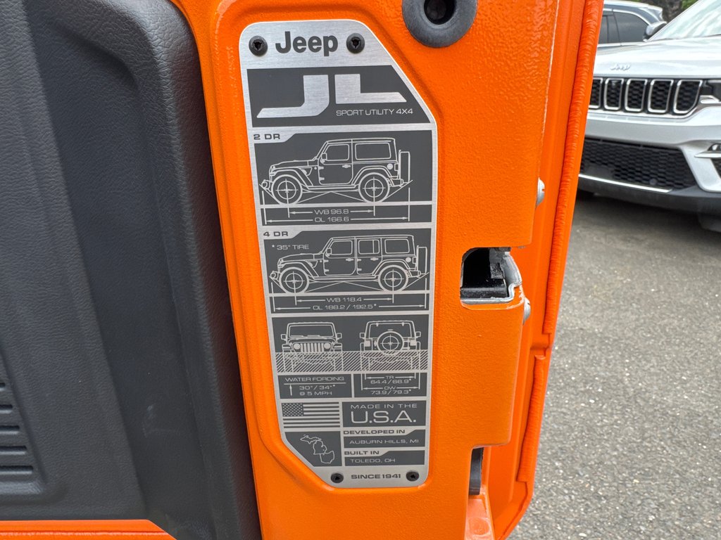 2025 Jeep WRANGLER 4-Door SAHARA in Sussex, New Brunswick - 36 - w1024h768px
