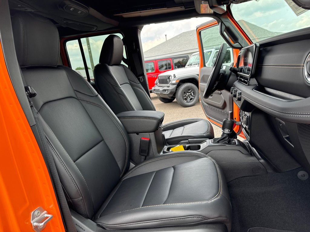 2025 Jeep WRANGLER 4-Door SAHARA in Sussex, New Brunswick - 18 - w1024h768px